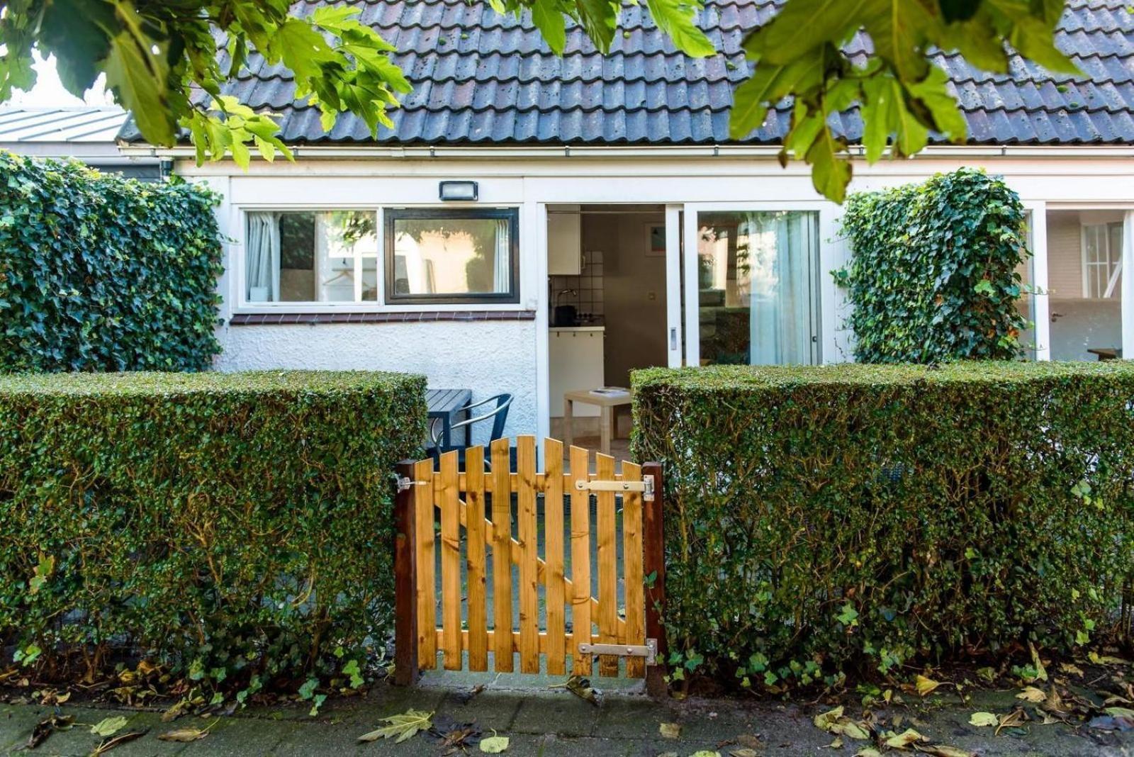 Friese Antillen Hollum  Exterior foto